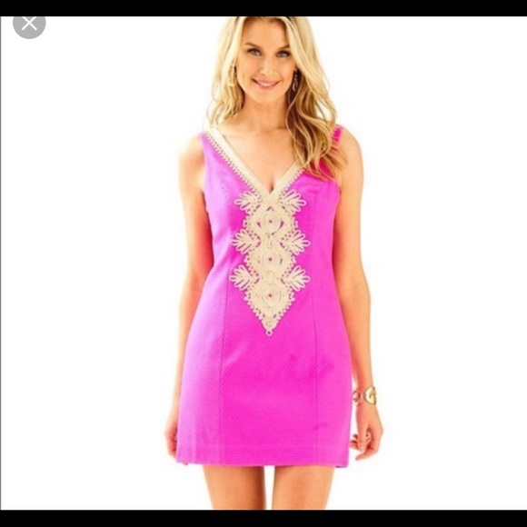Lilly Pulitzer Dresses & Skirts - Junie shift style number 25578